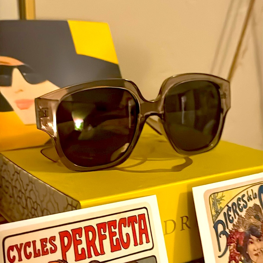 Vintage Oversized Sunglasses